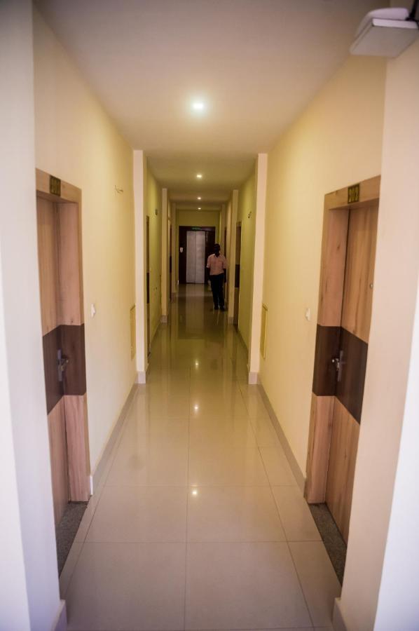 Hotel Aatreyee Dibrugarh Exteriér fotografie